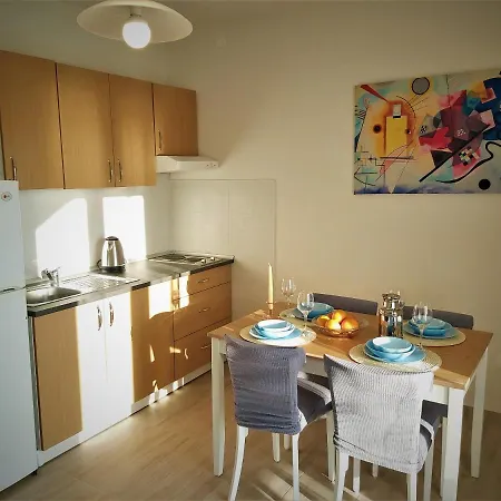 Helena Apartament